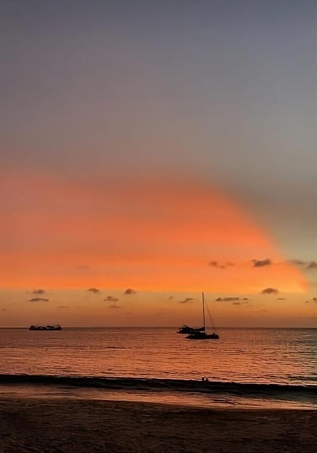 Triple J Hometel Bang Tao Beach  Esterno foto